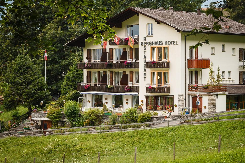 Hotel Berghaus Wengen Ngoại thất bức ảnh