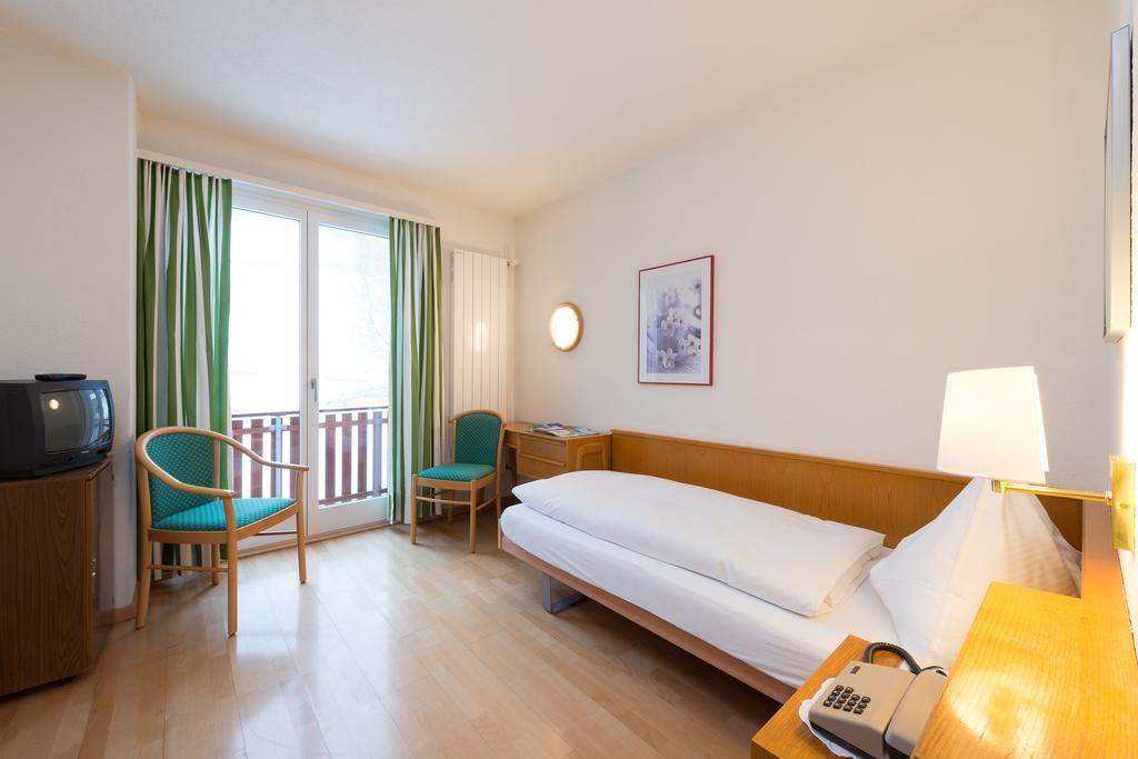 Hotel Berghaus Wengen Phòng bức ảnh