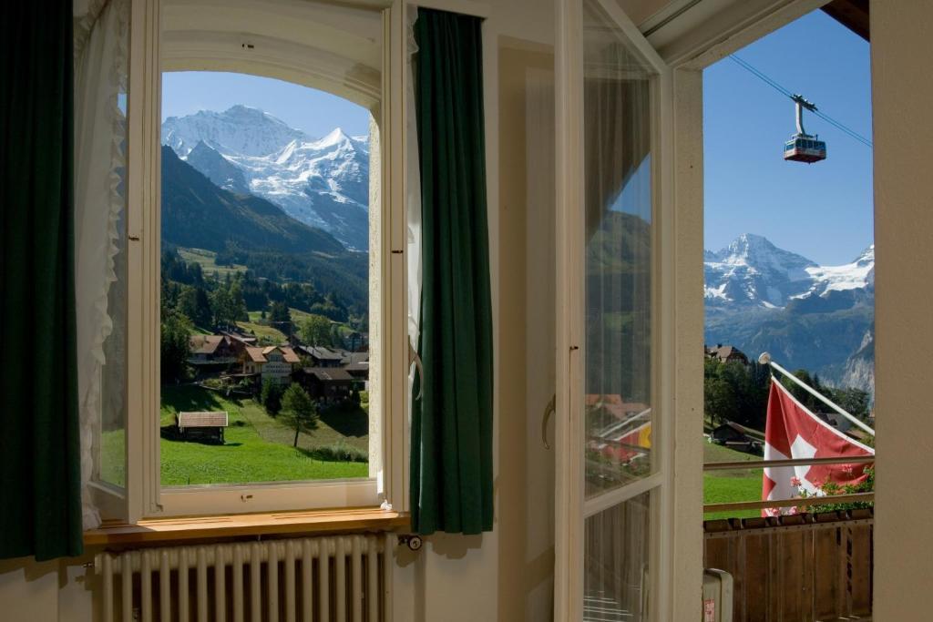Hotel Berghaus Wengen Ngoại thất bức ảnh